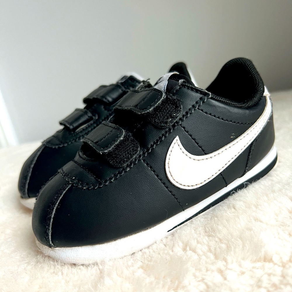 USED Nike Cortez for Toddlers size 8, black and white